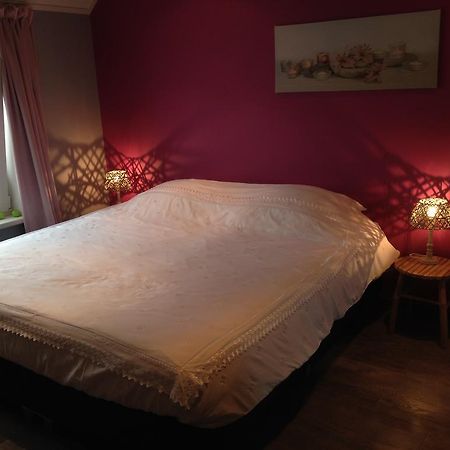 Vrije Vlinders Bed & Breakfast IJzendijke Ngoại thất bức ảnh