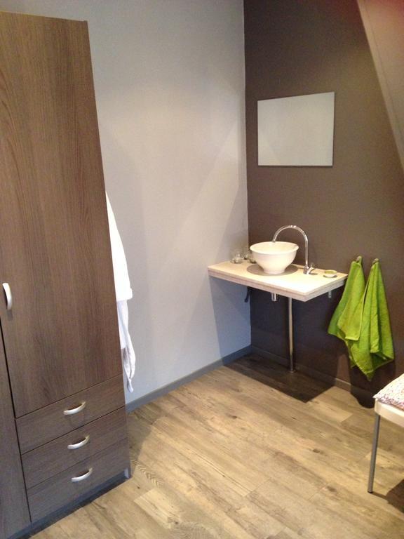 Vrije Vlinders Bed & Breakfast IJzendijke Ngoại thất bức ảnh
